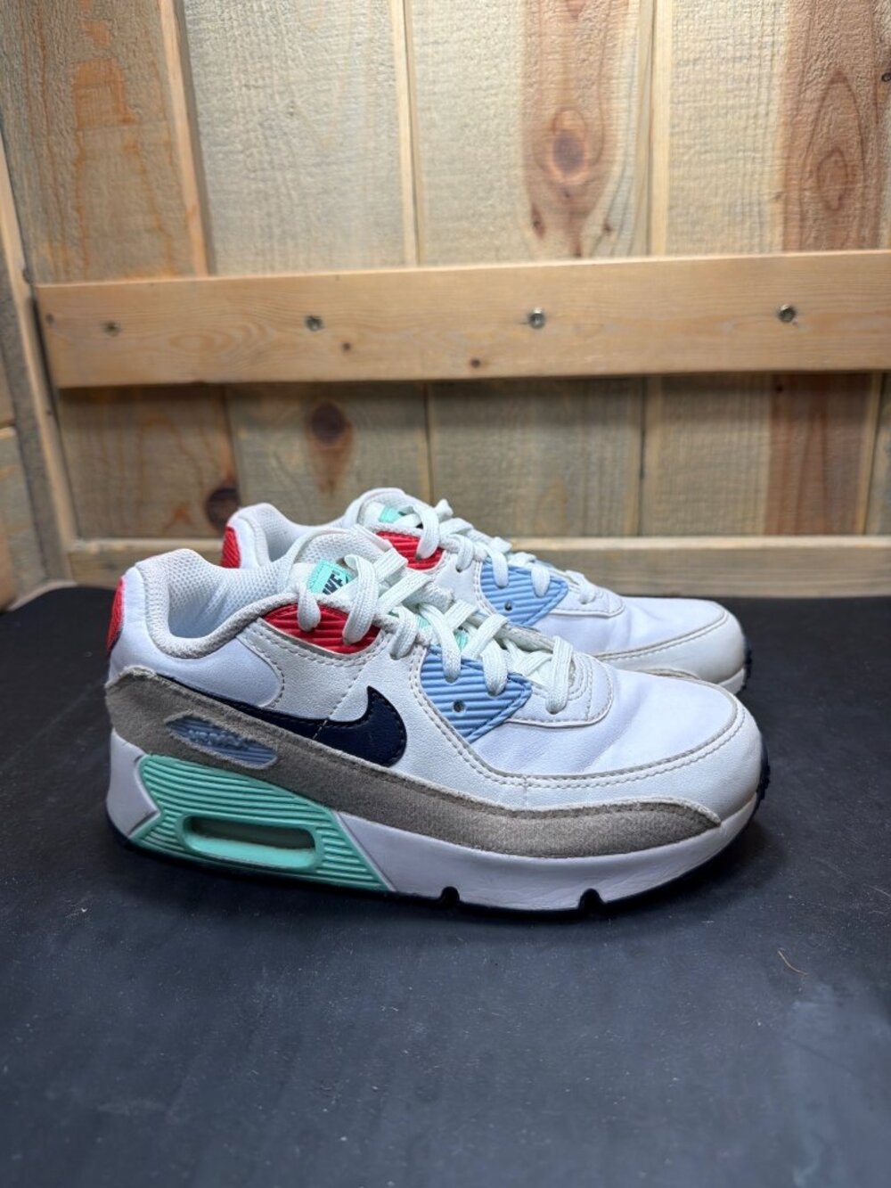 Nike Air Max 90 Youth Boys Sneakers Size 1.5Y White Blue Green DZ2889-100 - Picture 1 of 9